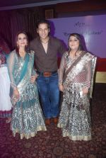 Umesh Pherwani at Essence of Kashmir fashion showcase in Sea Princess, Mumbai on 17th March 2012 (31).JPG